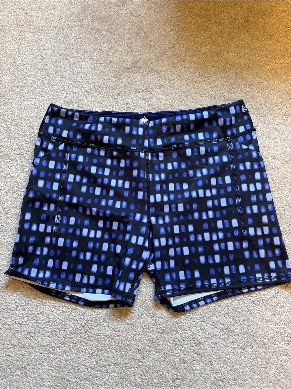 Rabbit 4” Speedy Leggy Shorts Blue Gradation Size XL